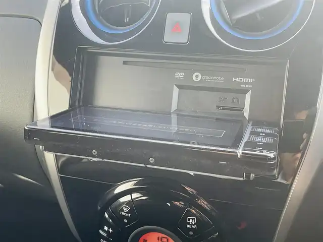 日産 ノート e－パワーオーテック 熊本県 2020(令2)年 3.1万km オーロラフレアブルーパール 社外ナビ/・AM/FM/CD/DVD/BT/SD/・フルセグTV/アラウンドビューモニター/衝突軽減ブレーキ/レーンキープアシスト/オートハイビーム/レーダークルーズコントロール/LEDヘッドライト/ETC/前後ドライブレコーダー/デジタルインナーミラー/革巻きステアリング/ステアリングスイッチ/純正アルミホイール/純正フロアマット/電動格納ミラー/ウインカーミラー/ドアバイザー/スペアキー