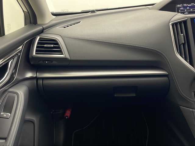 スバル インプレッサ Ｇ４ 2．0i－S アイサイト 秋田県 2018(平30)年 3万km クリスタルホワイトP 純正ナビ【AM/FM/BT/CD/DVD】 /フルセグTV /バックカメラ/ ETC2.0 /横滑り防止装置　/レーンキープアシスト /衝突被害軽減システム /クルーズコントロール /パドルシフト /前席シートヒーター /前席パワーシート/自動パーキングブレーキ/ヒルディセントコントロール/USBポート/オートエアコン/オートライト/ステアリングリモコン/プッシュスタート/スマートキー/スペアキー有/アイドリングストップ/クリアランスソナー/ライトレベライザー/革巻きステアリング/ 純正AW/フォグライト