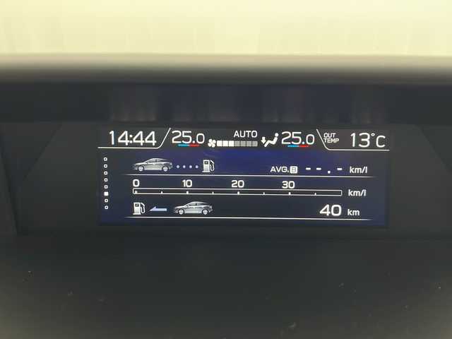 スバル インプレッサ Ｇ４ 2．0i－S アイサイト 秋田県 2018(平30)年 3万km クリスタルホワイトP 純正ナビ【AM/FM/BT/CD/DVD】 /フルセグTV /バックカメラ/ ETC2.0 /横滑り防止装置　/レーンキープアシスト /衝突被害軽減システム /クルーズコントロール /パドルシフト /前席シートヒーター /前席パワーシート/自動パーキングブレーキ/ヒルディセントコントロール/USBポート/オートエアコン/オートライト/ステアリングリモコン/プッシュスタート/スマートキー/スペアキー有/アイドリングストップ/クリアランスソナー/ライトレベライザー/革巻きステアリング/ 純正AW/フォグライト