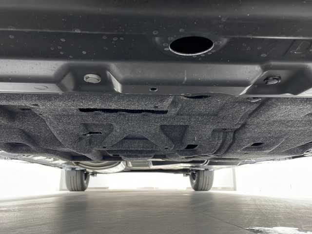 日産 セレナ e－パワー ハイウェイスター V 熊本県 2025(令7)年 0.1千km プリズムホワイト 純正12.3型ナビ（ＴＶフルセグ，ＢＴ）/純正後席モニター　/アラウンドビューモニター　/エマージェンシーブレーキ　/車線逸脱警報　/コーナーセンサー　/プロパイロット　/両側電動パワースライドドア/インテリジェントルームミラー　/ビルトインETC2.0　/純正アルミホイール１６インチ　/純正LEDヘッドライト/オートライト/HDMI　/USB/スマートキー/スペアキー