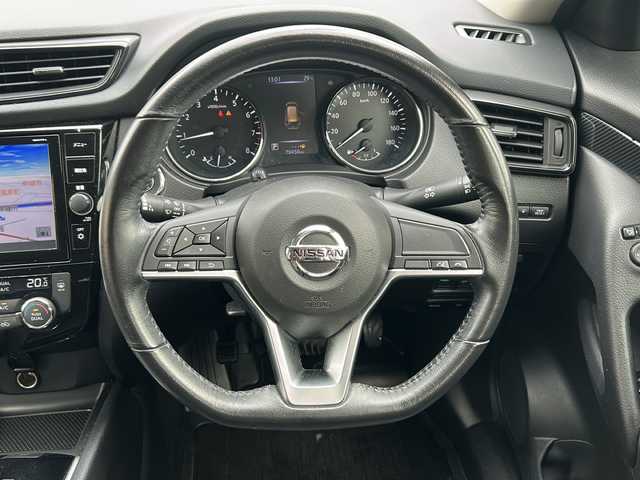 日産 エクストレイル 20X 沖縄県 2017(平29)年 7.1万km チタニウムカーキ 純正ナビ/（ＡＭ／ＦＭ／ＣＤ／ＤＶＤ／ＢＴ）　/フルセグＴＶ　/衝突軽減装置　/全方位カメラ　　/ＥＴＣ　/ドライブレコーダー　/横滑り防止機能 /コーナーセンサー/純正フロアマット/純正アルミホイール