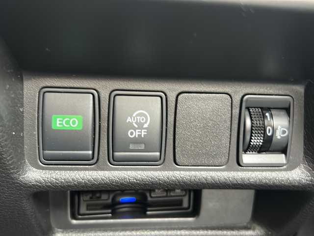 日産 エクストレイル 20X 沖縄県 2017(平29)年 7.1万km チタニウムカーキ 純正ナビ/（ＡＭ／ＦＭ／ＣＤ／ＤＶＤ／ＢＴ）　/フルセグＴＶ　/衝突軽減装置　/全方位カメラ　　/ＥＴＣ　/ドライブレコーダー　/横滑り防止機能 /コーナーセンサー/純正フロアマット/純正アルミホイール