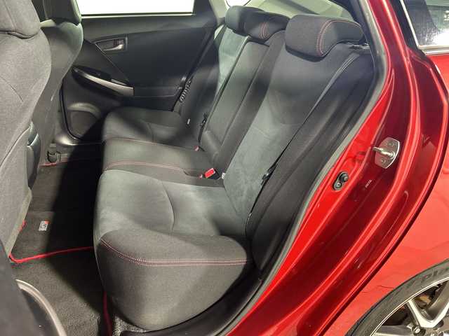 トヨタ プリウス S ツーリングセレ G’s 神奈川県 2014(平26)年 6万km レッドマイカメタリック 純正SDナビゲーション【NSZN-W64T】/フルセグ　Bluetooth　CD DVD　SD/バックカメラ/純正ビルトインETC/革巻きステアリング/ステアリングスイッチ/プッシュスタート/スマートキー/純正18インチアルミホイール/電格ウインカーミラー/HIDヘッドランプ/フロントフォグランプ/LEDイルミネーションビーム/リアコンビネーションランプ/Gsエンブレム