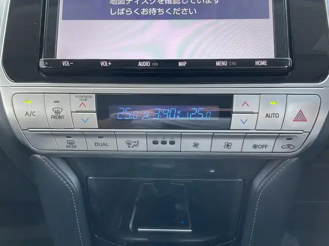 トヨタ ランドクルーザー プラド TX Lパッケージ ブラックED 宮城県 2021(令3)年 4.4万km ホワイトパールクリスタルシャイン 純正9型ナビ/・Bluetooth/CD/DVD/・フルセグTV/バックカメラ/ビルトインETC/ドライブレコーダー(SD欠)/レーダークルーズコントロール/クリアランスソナー/セーフティセンス/・プリクラッシュセーフティ/・レーンディパーチャーアラート/・オートマチックハイビーム/・ロードサインアシスト/先行車発進告知機能/LEDヘッドランプ/本革巻きステアリング/ブラック革シート/前席パワーシート/快適温熱シート/4WD/純正18インチアルミホイール/スマートキー/スマートエントリー/スタートシステム/禁煙車