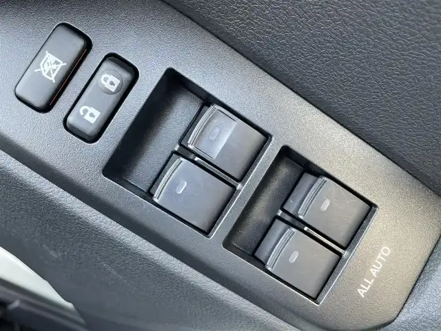 トヨタ ランドクルーザー プラド TX Lパッケージ ブラックED 宮城県 2021(令3)年 4.4万km ホワイトパールクリスタルシャイン 純正9型ナビ/・Bluetooth/CD/DVD/・フルセグTV/バックカメラ/ビルトインETC/ドライブレコーダー(SD欠)/レーダークルーズコントロール/クリアランスソナー/セーフティセンス/・プリクラッシュセーフティ/・レーンディパーチャーアラート/・オートマチックハイビーム/・ロードサインアシスト/先行車発進告知機能/LEDヘッドランプ/本革巻きステアリング/ブラック革シート/前席パワーシート/快適温熱シート/4WD/純正18インチアルミホイール/スマートキー/スマートエントリー/スタートシステム/禁煙車