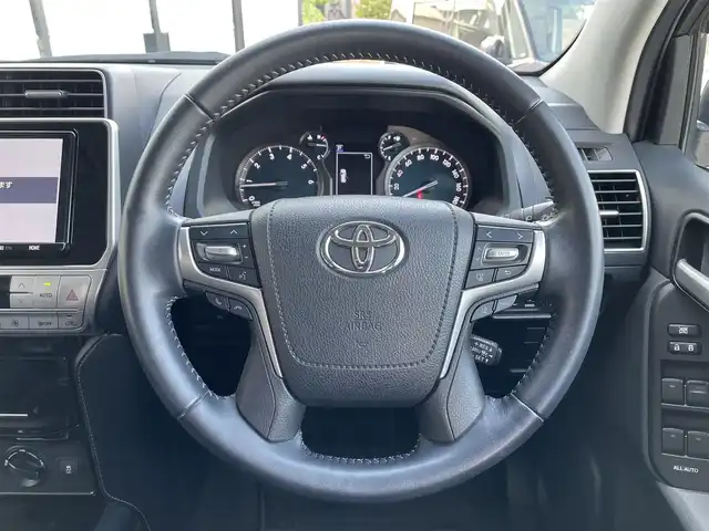 トヨタ ランドクルーザー プラド TX Lパッケージ ブラックED 宮城県 2021(令3)年 4.4万km ホワイトパールクリスタルシャイン 純正9型ナビ/・Bluetooth/CD/DVD/・フルセグTV/バックカメラ/ビルトインETC/ドライブレコーダー(SD欠)/レーダークルーズコントロール/クリアランスソナー/セーフティセンス/・プリクラッシュセーフティ/・レーンディパーチャーアラート/・オートマチックハイビーム/・ロードサインアシスト/先行車発進告知機能/LEDヘッドランプ/本革巻きステアリング/ブラック革シート/前席パワーシート/快適温熱シート/4WD/純正18インチアルミホイール/スマートキー/スマートエントリー/スタートシステム/禁煙車
