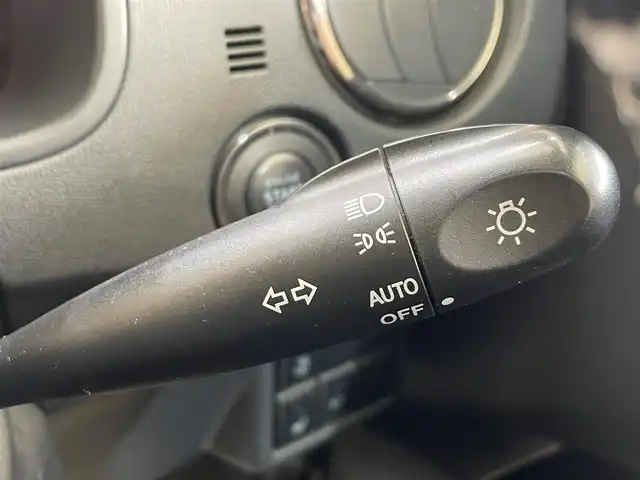 スズキ パレット ＳＷ XS 道東・釧路十勝 2010(平22)年 6.9万km パールホワイト ４WD/シートヒーター/片側パワースライドドア/社外ナビ（CD DVD AMFM）/HIDヘッドライト/ETC/エンジンスターター/純正１４インチアルミホイール/オートライト/オートエアコン/フォグランプ/ドアミラーウインカー/ドアバイザー/ベンチシート