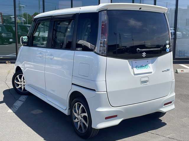 スズキ パレット ＳＷ XS 道東・釧路十勝 2010(平22)年 6.9万km パールホワイト ・４WD/・社外ナビ（CD DVD AM FM）/・片側パワースライドドア/・エンジンスターター/・シートヒーター/・HIDヘッドライト/・ETC/・オートライト/・オートエアコン/・フォグランプ/・ドアミラーウインカー/・ドアバイザー/・ベンチシート/・純正１４インチアルミホイール
