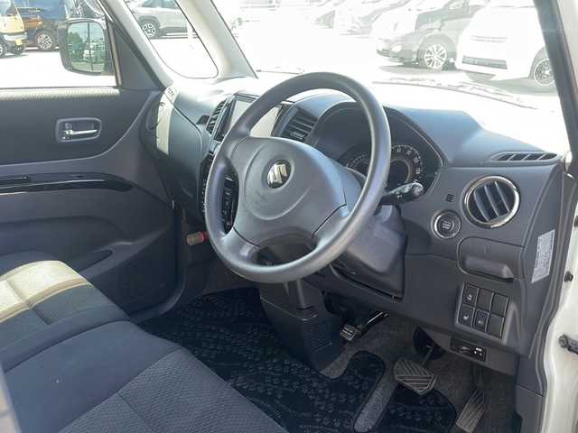 スズキ パレット ＳＷ XS 道東・釧路十勝 2010(平22)年 6.9万km パールホワイト ・４WD/・社外ナビ（CD DVD AM FM）/・片側パワースライドドア/・エンジンスターター/・シートヒーター/・HIDヘッドライト/・ETC/・オートライト/・オートエアコン/・フォグランプ/・ドアミラーウインカー/・ドアバイザー/・ベンチシート/・純正１４インチアルミホイール
