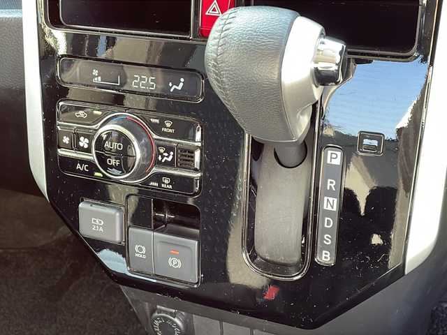 トヨタ ルーミー カスタムG 新潟県 2020(令2)年 6.8万km パールホワイトⅢ 純正メモリナビ/（BT/FM/AM/フルセグTV）/バックカメラ/ステアリングスイッチ/両側パワースライドドア/前後ドライブレコーダー/電格ミラー/ドアバイザー/ウィンカーミラー/サンシェード/前後コーナーセンサー/ビルトインETC2.0