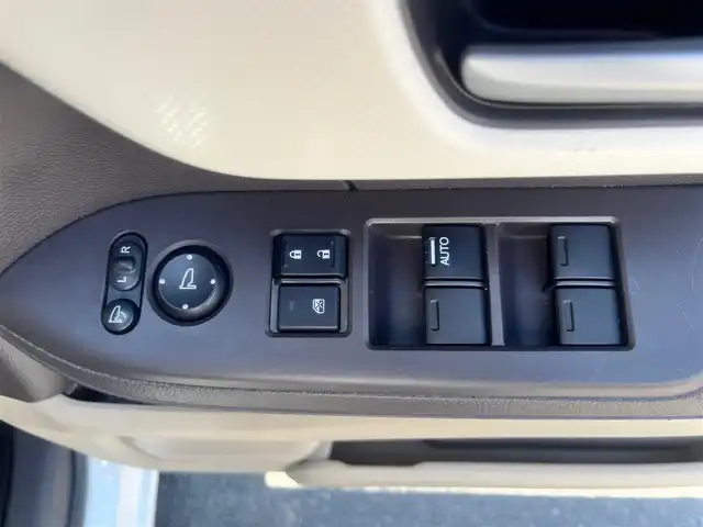 ホンダ Ｎ ＢＯＸ G L ホンダセンシング 島根県 2020(令2)年 3.3万km プラチナホワイトパール 純正メモリナビ　/フルセグＴＶ　/ＤＶＤ再生　/Ｂｌｕｅｔｏｏｔｈ接続　/バックカメラ　/ＥＴＣ　/片側パワースライドドア　/アダプティブクルーズコントロール　/衝突軽減ブレーキ　/アイドリングストップ/レーンキープアシスト/後方コーナーセンサー　/前席シートヒーター　/スマートキー　/プッシュスタート/純正ＬＥＤヘッドライト/純正フロアマット