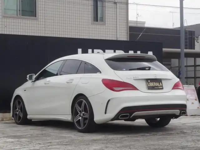 メルセデス・ベンツ ＣＬＡ２５０ Sブレイク　シュポルト4MATIC 岩手県 2016(平28)年 4.7万km カルサイトホワイト レーダーセーフティ/純正HDDナビ/フルセグTV/バックカメラ/パークトロニック/キーレスゴー /サンルーフ/ハーマンカードン /DSRC/360°ドラレコ /黒革シート/パワーシート/シートヒーター/Pバックドア/キセノンライト