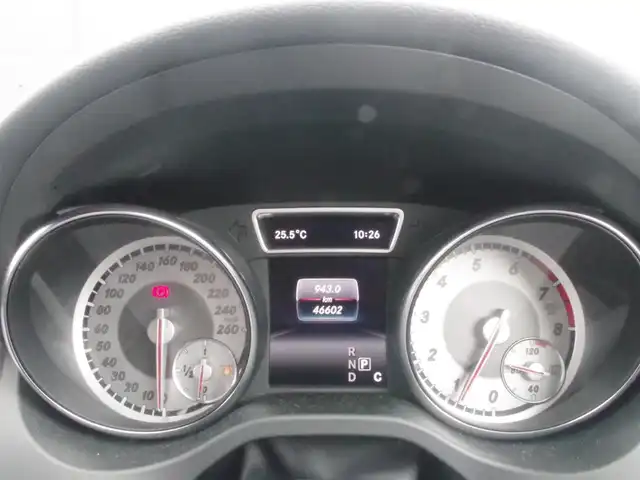 メルセデス・ベンツ ＣＬＡ２５０ Sブレイク　シュポルト4MATIC 岩手県 2016(平28)年 4.7万km カルサイトホワイト レーダーセーフティ/純正HDDナビ/フルセグTV/バックカメラ/パークトロニック/キーレスゴー /サンルーフ/ハーマンカードン /DSRC/360°ドラレコ /黒革シート/パワーシート/シートヒーター/Pバックドア/キセノンライト