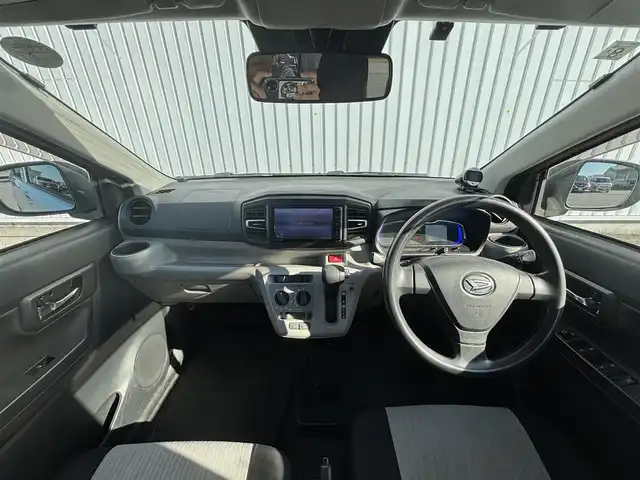 ダイハツ ミラ イース X SAⅢ 滋賀県 2017(平29)年 9.1万km スカイブルーメタリック 社外ナビ/・Bluetooth/フルセグ/・CD/DVD/バックカメラ/ETC/スマートアシスト/・先行車発進お知らせ/・誤発進抑制制御機能/・車線逸脱警報機能/・オートハイビーム/アイドリングストップ/LEDオートライト/リモコンキー