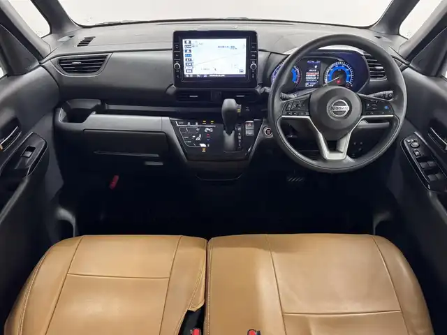 日産 ルークス HWS X プロパイロットED 三重県 2020(令2)年 4.3万km スパークリングレッド/ブラック S-HYBRID/FF/インパネCVT/純正 9インチナビ MM320D-L/（iPod/SD/FM/AM/TV/USB/Bluetooth/CD/DVD/MUSIC STOCKER/ドラレコ/AUX）/アラウンドビューモニター/両側ハンズフリーオートスライドドア/ドライブレコーダー 前方/ビルトイン ETC/安全/●インテリジェントエマージェンシーブレーキ/●車線逸脱警報（LDW）/●車線逸脱防止支援（インテリジェントLI）/●ふらつき警報（インテリジェントDA）/●プロパイロット/●先行車発進お知らせ/●標識表示機能（最高速度・進入禁止）/●フロント＆バックソナー/など/装備/●【OP】快適パックA/・プラズマクラスター搭載リヤシーリングファン/・パーソナルテーブル/・カップホルダー/・USBソケット/・ロールサンシェード/・撥水加工シート/●オートエアコン/●電子パーキングブレーキ＆ブレーキホールド/●オートライト/●LEDヘッドライト＆フロントフォグライト/●ハイビームアシスト/●ステアリングスイッチ/●オートエアコン/●純正14inAW/●助手席肩口リクライニングレバー/●プッシュスタート/●インテリジェントキーx1/●保/取/など