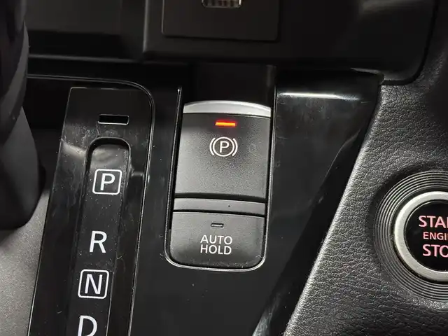 日産 ルークス HWS X プロパイロットED 三重県 2020(令2)年 4.3万km スパークリングレッド/ブラック S-HYBRID/FF/インパネCVT/純正 9インチナビ MM320D-L/（iPod/SD/FM/AM/TV/USB/Bluetooth/CD/DVD/MUSIC STOCKER/ドラレコ/AUX）/アラウンドビューモニター/両側ハンズフリーオートスライドドア/ドライブレコーダー 前方/ビルトイン ETC/安全/●インテリジェントエマージェンシーブレーキ/●車線逸脱警報（LDW）/●車線逸脱防止支援（インテリジェントLI）/●ふらつき警報（インテリジェントDA）/●プロパイロット/●先行車発進お知らせ/●標識表示機能（最高速度・進入禁止）/●フロント＆バックソナー/など/装備/●【OP】快適パックA/・プラズマクラスター搭載リヤシーリングファン/・パーソナルテーブル/・カップホルダー/・USBソケット/・ロールサンシェード/・撥水加工シート/●オートエアコン/●電子パーキングブレーキ＆ブレーキホールド/●オートライト/●LEDヘッドライト＆フロントフォグライト/●ハイビームアシスト/●ステアリングスイッチ/●オートエアコン/●純正14inAW/●助手席肩口リクライニングレバー/●プッシュスタート/●インテリジェントキーx1/●保/取/など