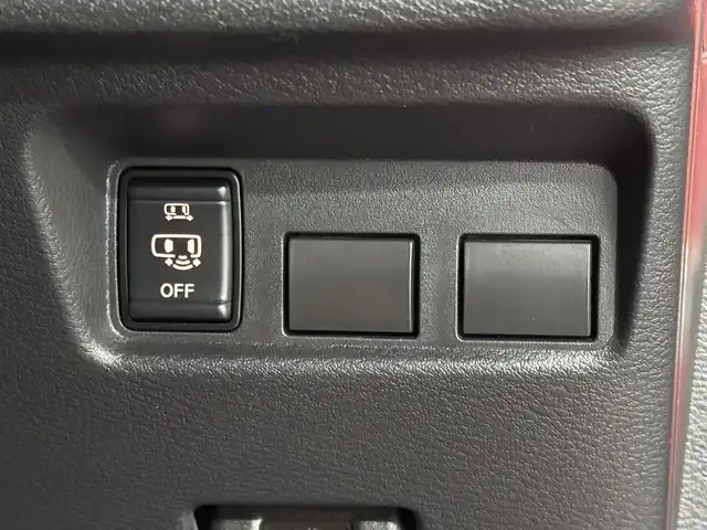 日産 ルークス HWS X プロパイロットED 三重県 2020(令2)年 4.3万km スパークリングレッド/ブラック S-HYBRID/FF/インパネCVT/純正 9インチナビ MM320D-L/（iPod/SD/FM/AM/TV/USB/Bluetooth/CD/DVD/MUSIC STOCKER/ドラレコ/AUX）/アラウンドビューモニター/両側ハンズフリーオートスライドドア/ドライブレコーダー 前方/ビルトイン ETC/安全/●インテリジェントエマージェンシーブレーキ/●車線逸脱警報（LDW）/●車線逸脱防止支援（インテリジェントLI）/●ふらつき警報（インテリジェントDA）/●プロパイロット/●先行車発進お知らせ/●標識表示機能（最高速度・進入禁止）/●フロント＆バックソナー/など/装備/●【OP】快適パックA/・プラズマクラスター搭載リヤシーリングファン/・パーソナルテーブル/・カップホルダー/・USBソケット/・ロールサンシェード/・撥水加工シート/●オートエアコン/●電子パーキングブレーキ＆ブレーキホールド/●オートライト/●LEDヘッドライト＆フロントフォグライト/●ハイビームアシスト/●ステアリングスイッチ/●オートエアコン/●純正14inAW/●助手席肩口リクライニングレバー/●プッシュスタート/●インテリジェントキーx1/●保/取/など