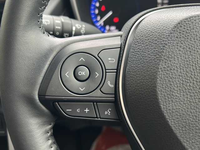 トヨタ カローラ クロス ハイブリッド Z 大阪府 2023(令5)年 1万km プラチナホワイトパールマイカ 純正ディスプレイオーディオ【AppleCarPay】/全周囲カメラ/運転席パワーシート/前席シートヒーター/レーダークルーズコントロール/プリクラッシュセーフティ/レーントレーシングアシスト/リアクロストラフィックアラート/電動リアゲート/ブラインドスポットモニター/電動パーキングブレーキ/ブレーキホールド/ETC