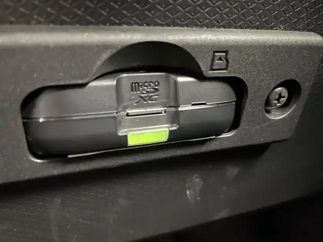 ダイハツ タント カスタム X スタイルセレクション 福井県 2021(令3)年 1.9万km シャイニングホワイトパール ４ＷＤ/純正フローティングディスプレイオーディオ/（ＡＭ／ＦＭ／ＢＴ／ＣＤ／ＤＶＤ／ＳＤ／ＴＶ）/純正ドライブレコーダー/アラウンドビューモニター/両側パワースライドドア/前席シートヒーター/ハーフレザーシート/スマートアシスト