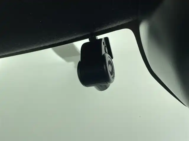 ダイハツ タント カスタム X スタイルセレクション 福井県 2021(令3)年 1.9万km シャイニングホワイトパール ４ＷＤ/純正フローティングディスプレイオーディオ/（ＡＭ／ＦＭ／ＢＴ／ＣＤ／ＤＶＤ／ＳＤ／ＴＶ）/純正ドライブレコーダー/アラウンドビューモニター/両側パワースライドドア/前席シートヒーター/ハーフレザーシート/スマートアシスト