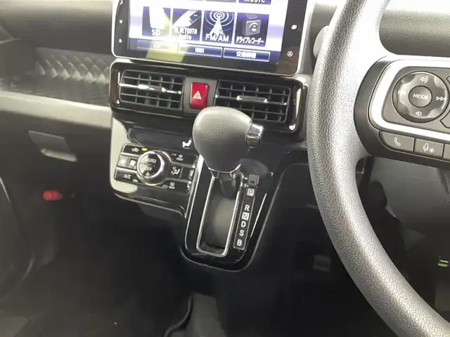 ダイハツ タント カスタム X スタイルセレクション 福井県 2021(令3)年 1.9万km シャイニングホワイトパール ４ＷＤ/純正フローティングディスプレイオーディオ/（ＡＭ／ＦＭ／ＢＴ／ＣＤ／ＤＶＤ／ＳＤ／ＴＶ）/純正ドライブレコーダー/アラウンドビューモニター/両側パワースライドドア/前席シートヒーター/ハーフレザーシート/スマートアシスト