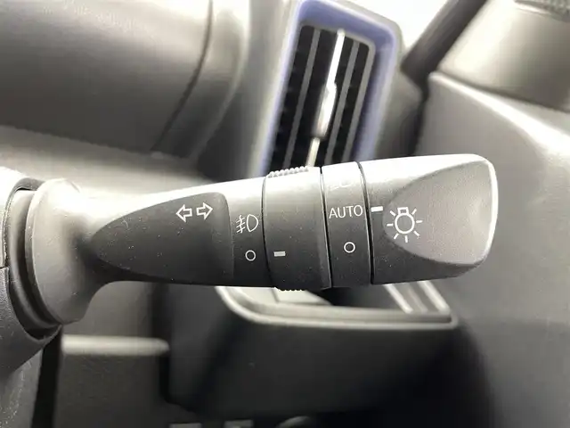 ダイハツ タント カスタム X スタイルセレクション 福井県 2021(令3)年 1.9万km シャイニングホワイトパール ４ＷＤ/純正フローティングディスプレイオーディオ/（ＡＭ／ＦＭ／ＢＴ／ＣＤ／ＤＶＤ／ＳＤ／ＴＶ）/純正ドライブレコーダー/アラウンドビューモニター/両側パワースライドドア/前席シートヒーター/ハーフレザーシート/スマートアシスト