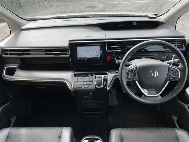 ホンダ ステップワゴン スパーダ eHEV G EXホンダS 東京都 2019(令1)年 7.6万km スーパープラチナメタリック Gathers純正ナビ/TV/CD/DVD/バックカメラ/衝突被害軽減ブレーキ/路外逸脱抑制/追従クルーズ/シートヒーター/両側パワースライドドア/ETC/ドライブレコーダー/スマートキー/純正アルミホイール