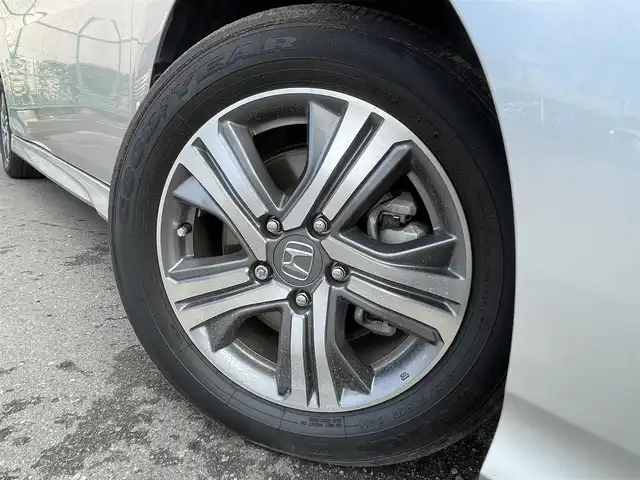 ホンダ ステップワゴン スパーダ eHEV G EXホンダS 東京都 2019(令1)年 7.6万km スーパープラチナメタリック Gathers純正ナビ/TV/CD/DVD/バックカメラ/衝突被害軽減ブレーキ/路外逸脱抑制/追従クルーズ/シートヒーター/両側パワースライドドア/ETC/ドライブレコーダー/スマートキー/純正アルミホイール