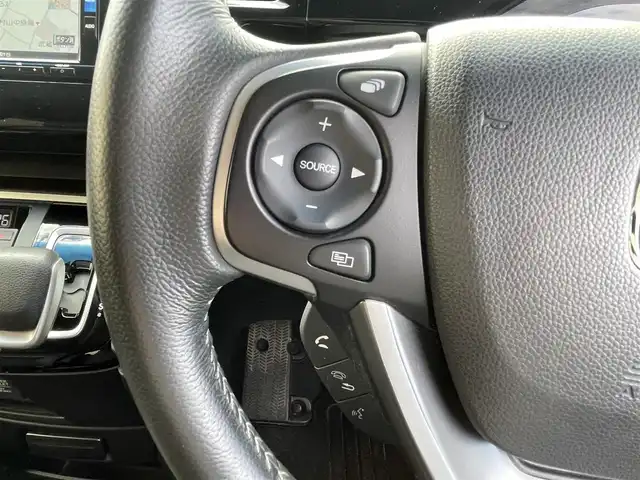 ホンダ ステップワゴン スパーダ eHEV G EXホンダS 東京都 2019(令1)年 7.6万km スーパープラチナメタリック Gathers純正ナビ/TV/CD/DVD/バックカメラ/衝突被害軽減ブレーキ/路外逸脱抑制/追従クルーズ/シートヒーター/両側パワースライドドア/ETC/ドライブレコーダー/スマートキー/純正アルミホイール