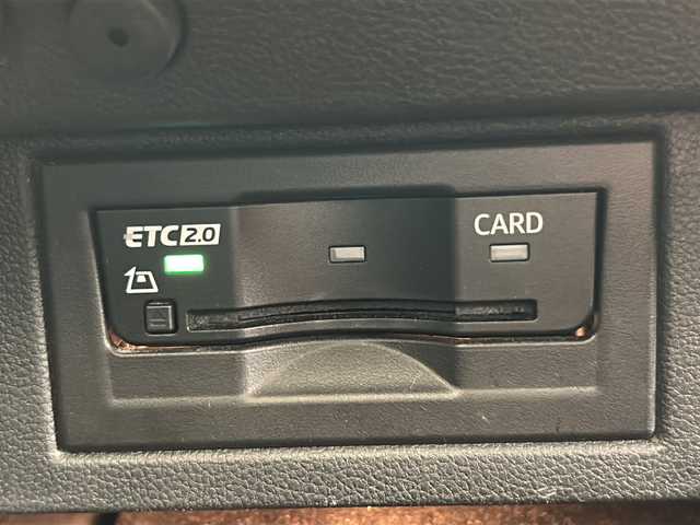 フォルクスワーゲン ゴルフ TDI コンフォートライン 岐阜県 2019(令1)年 11万km 白 SDナビ/バックカメラ/レーダークルーズコントロール/ブラインドスポットモニター/フルセグテレビ/Bluetooth/CD/DVD/USB/AUX/パドルシフト/ブレーキホールド/ETC/ドライブレコーダー/LEDヘッドライト/前後コーナーセンサー/純正アルミホイール/スペアキー/ABS/横滑り防止装置/レーンキープアシスト/オートマチックハイビーム/オートライト