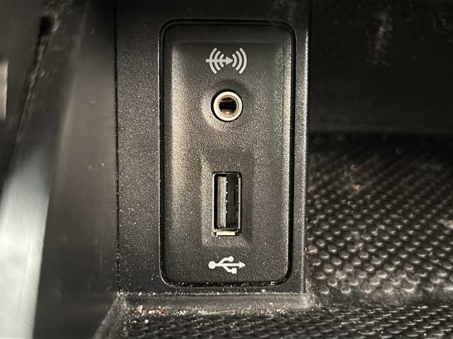 フォルクスワーゲン ゴルフ TDI コンフォートライン 岐阜県 2019(令1)年 11万km 白 SDナビ/バックカメラ/レーダークルーズコントロール/ブラインドスポットモニター/フルセグテレビ/Bluetooth/CD/DVD/USB/AUX/パドルシフト/ブレーキホールド/ETC/ドライブレコーダー/LEDヘッドライト/前後コーナーセンサー/純正アルミホイール/スペアキー/ABS/横滑り防止装置/レーンキープアシスト/オートマチックハイビーム/オートライト