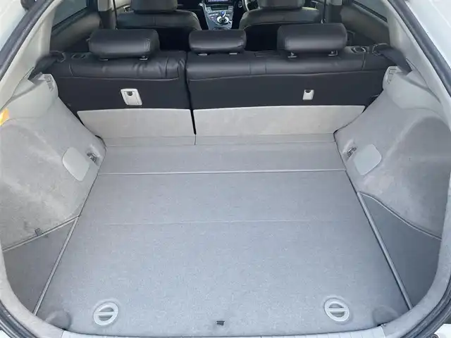 トヨタ プリウス S 東京都 2014(平26)年 7.5万km ホワイトパールクリスタルシャイン 純正7インチナビ(フルセグ/CD/DVD/Bluetooth/SD)/F/S/Rモデリスタエアロ/ビルトインETC/バックカメラ/ステアリングリモコン/革巻きステアリング/電動格納ウィンカーミラー/レザー調シートカバー/17インチ純正アルミ/HIDライト/純正フォグランプ