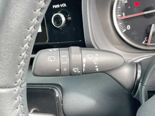 トヨタ ヴォクシー S－G 愛知県 2024(令6)年 1.8万km マッシブグレー トヨタセーフティセンス/純正10.5型ディスプレイオーディオナビ/両側パワースライドドア/バックカメラ/ETC2.0/純正アルミホイール/レーダークルーズコントロール/レーンキープアシスト/オートマチックハイビーム/衝突軽減システム/フルセグ/Bluetooth/ステアリングスイッチ/スマートキー/プッシュスタート