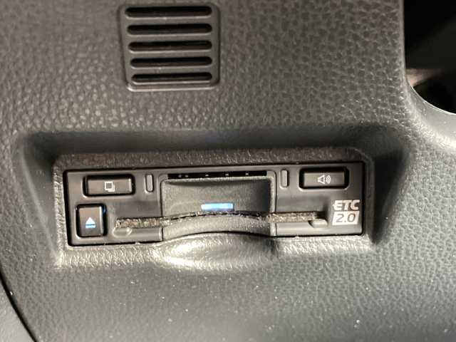 トヨタ ヴォクシー S－G 愛知県 2024(令6)年 1.8万km マッシブグレー トヨタセーフティセンス/純正10.5型ディスプレイオーディオナビ/両側パワースライドドア/バックカメラ/ETC2.0/純正アルミホイール/レーダークルーズコントロール/レーンキープアシスト/オートマチックハイビーム/衝突軽減システム/フルセグ/Bluetooth/ステアリングスイッチ/スマートキー/プッシュスタート