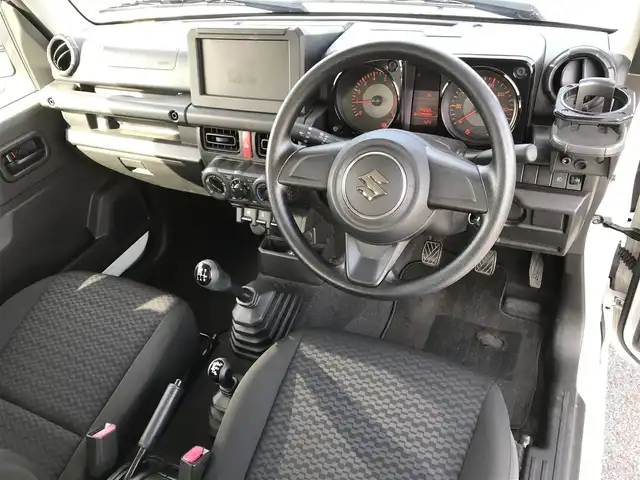 スズキ ジムニー XG 鳥取県 2020(令2)年 3.5万km スペリアホワイト ワンオーナー/４・W・D/ターボ車/5速MT/横滑り防止装置/ヒルディセントコントロール/トランスファーレバー/純正16インチアルミホイール/背面タイヤ/サイドアンダーミラー付きドアミラー/フォグライト/スペアキー