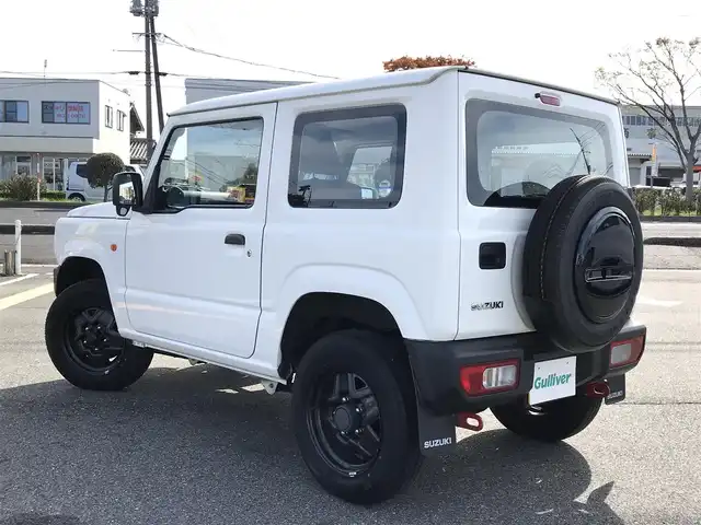 スズキ ジムニー XG 鳥取県 2020(令2)年 3.5万km スペリアホワイト ワンオーナー/４・W・D/ターボ車/5速MT/横滑り防止装置/ヒルディセントコントロール/トランスファーレバー/純正16インチアルミホイール/背面タイヤ/サイドアンダーミラー付きドアミラー/フォグライト/スペアキー