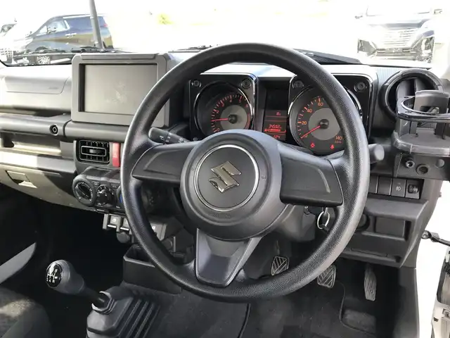 スズキ ジムニー XG 鳥取県 2020(令2)年 3.5万km スペリアホワイト ワンオーナー/４・W・D/ターボ車/5速MT/横滑り防止装置/ヒルディセントコントロール/トランスファーレバー/純正16インチアルミホイール/背面タイヤ/サイドアンダーミラー付きドアミラー/フォグライト/スペアキー