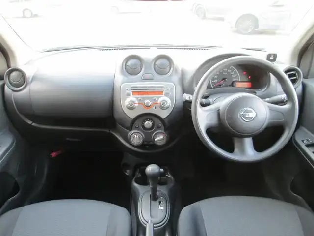 日産 マーチ 12S 千葉県 2011(平23)年 3.2万km ブリリアントシルバー 純正CDオーディオ/フロントリアコーナーセンサー/純正フロアマット/ドアバイザー/整備記録簿(H26/H28/H30/R2/R4/R6)