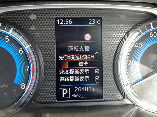 車両画像13