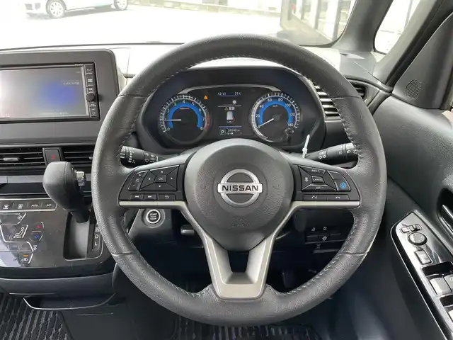 日産 ルークス HWS Gターボ プロパイロットED 佐賀県 2022(令4)年 2.7万km ブラック プロパイロット/エマージェンシーブレーキ/インテリジェントクルーズコントロール/ソナー/純正ナビ/・フルセグTV/BT/CD/インナーミラー型アラウンドビューモニター/純正15インチAW/LEDヘッドライト/フォグランプ/オートライト/電動パーキングスイッチ/ステアリングスイッチ/ドライブレコーダー(DRY-ST1700)/プッシュスタート/ETC/電動格納ミラー/スペアキー×１/取扱説明書/保証書