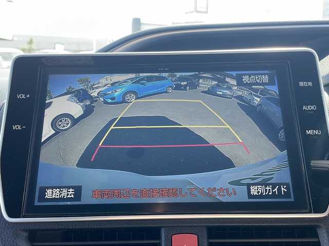 トヨタ ヴォクシー ZS 煌 青森県 2018(平30)年 5.5万km ホワイトパールクリスタルシャイン 4WD/寒冷地仕様/純正10インチナビ・フルセグTV/CD・DVD・Bluetooth/バックカメラ/両側パワースライドドア/セーフティセンス/プリクラッシュセーフティ/レーンディパーチャーアラート/オートマチックハイビーム/クルーズコントロール/純正エンジンスターター/前方ドライブレコーダー/ワイパーデアイサー/ビルトインETC/LEDヘッドライト/LEDフォグランプ/純正16インチアルミホイール