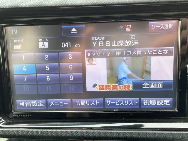 トヨタ アクア G G’s 山梨県 2016(平28)年 4.5万km ライムホワイトパールクリスタルシャイン フルセグテレビ/バックカメラ/クルーズコントロール/ETC/プッシュスタート/衝突軽減装置/Bluetooth再生/オートエアコン/オートライト/レーンキープアシスト/Ｇ＇ｓ専用１７インチアルミホイール/LEDヘッドライト/純正ナビ/ハーフレザーシート