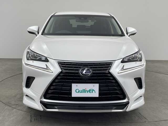 レクサス ＮＸ 300 バージョンL 兵庫県 2018(平30)年 5.5万km ソニッククォーツ ・LEXUSsafety/・衝突軽減ブレーキ/・レーンキープしスト/・レーダークルーズコントロール/・オートマチックハイビーム/・純正ナビ＆フルセグ＆BT＆DVD＆ブルーレイ＆USB/・バックカメラ/・モデリスタエアロ/・パワーバックドア/・前席シートヒーター/・前席シートクーラー/・黒革シート/・前席パワーシート/・ビルトインETC/・ドライブレコーダー/・スマートキー/・スペアキー/・カードキー/・nanoe/・プッシュスタート/・純正18インチアルミホイール/・AC100V/・ステアリングヒーター