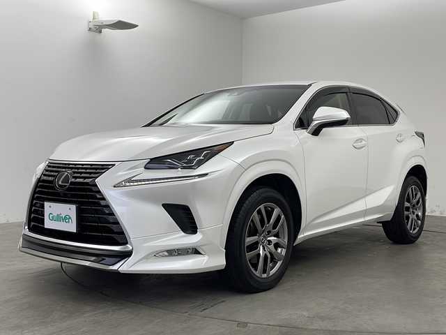 レクサス ＮＸ 300 バージョンL 兵庫県 2018(平30)年 5.5万km ソニッククォーツ ・LEXUSsafety/・衝突軽減ブレーキ/・レーンキープしスト/・レーダークルーズコントロール/・オートマチックハイビーム/・純正ナビ＆フルセグ＆BT＆DVD＆ブルーレイ＆USB/・バックカメラ/・モデリスタエアロ/・パワーバックドア/・前席シートヒーター/・前席シートクーラー/・黒革シート/・前席パワーシート/・ビルトインETC/・ドライブレコーダー/・スマートキー/・スペアキー/・カードキー/・nanoe/・プッシュスタート/・純正18インチアルミホイール/・AC100V/・ステアリングヒーター