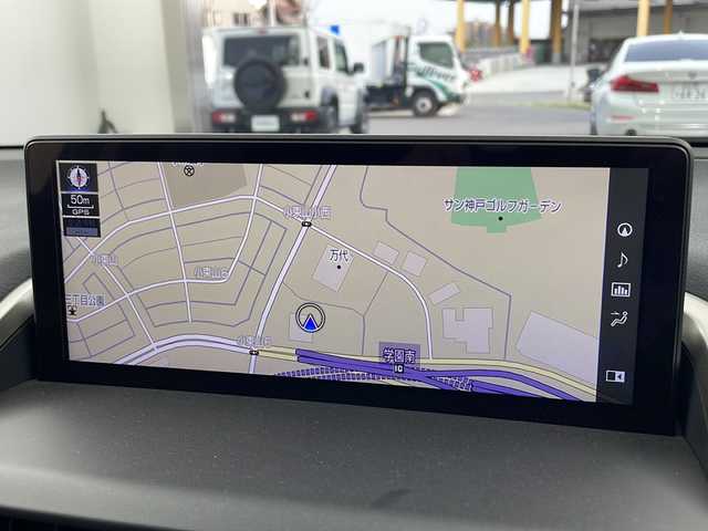 レクサス ＮＸ 300 バージョンL 香川県 2018(平30)年 5.5万km ソニッククォーツ ・LEXUSsafety/・衝突軽減ブレーキ/・レーンキープしスト/・レーダークルーズコントロール/・オートマチックハイビーム/・純正ナビ＆フルセグ＆BT＆DVD＆ブルーレイ＆USB/・バックカメラ/・モデリスタエアロ/・パワーバックドア/・前席シートヒーター/・前席シートクーラー/・黒革シート/・前席パワーシート/・ビルトインETC/・ドライブレコーダー/・スマートキー/・スペアキー/・カードキー/・nanoe/・プッシュスタート/・純正18インチアルミホイール/・AC100V/・ステアリングヒーター