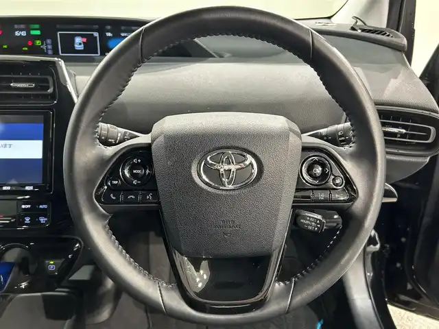 トヨタ プリウス SセーフティプラスⅡ 愛知県 2021(令3)年 4.5万km アティチュードブラックマイカ 純正９インチナビ/アラウンドビューモニター/衝突軽減ブレーキ/レーダークルーズコントロール/ＥＴＣ２．０/ドライブレコーダー/レーンキープアシスト/ブラインドスポットモニター/クリアランスソナー/モデリスタ15インチアルミホイール/1500wコンセント/純正フロアマット/ISOFIX