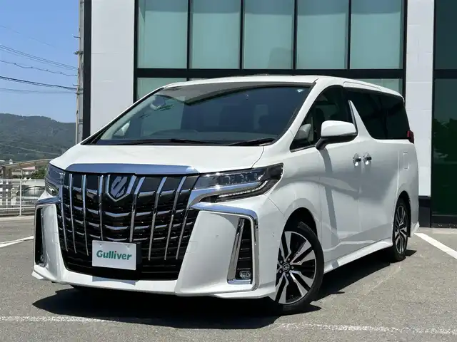 トヨタ アルファード S Cパッケージ 和歌山県 2020(令2)年 2.2万km ホワイトパールクリスタルシャイン 純正メーカーナビ/JBLプレミアムサウンド/パノラミックビューモニター/純正フリップダウンモニター/デジタルインナーミラー/フルセグTV/（BT/CD/DVD)/プリクラッシュセーフティー/レーダークルーズコントロール/レーンディパーチャーアラート/ブラインドスポットモニター/クリアランスソナー/両側パワースライドドア/サンルーフ/ドライブレコーダー/ビルトインETC２．０/純正フロアマット/純正アルミホイール/LEDヘッドライト/フォグランプ/オートライト/オートマチックハイビーム