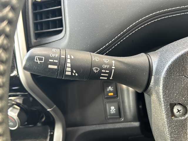 日産 セレナ ハイウェイスター Vセレクション 静岡県 2017(平29)年 8.3万km ダイヤモンドブラック 衝突軽減ブレーキ/純正ナビ/・TV/CD/DVD/Bluetooth/ラジオ/主要装備/・全方位カメラ/・後席モニター/・両側パワースライドドア/・ＥＴＣ　/・アイドリングストップ/・クルーズコントロール/・ステアリングスイッチ/・パーキングアシスト/・ＬＥＤヘッドライト