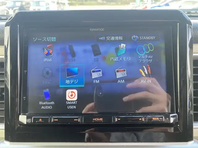 スズキ クロスビー HYBRID MZ 栃木県 2018(平30)年 8.9万km キャラバンアイボリーパールメタリック/ホワイト 2トーンルーフ デュアルセンサーブレーキサポート/社外8インチメモリナビ/フルセグTV/DVD/Bluetooth/バックカメラ/ETC/クルーズコントロール/ステアリングリモコン/シートヒーター/LEDヘッドライト/LEDフォグランプ/スマートキー×2/アイドリングストップ/コーナーセンサー/パドルシフト/純正16インチAW/取説
