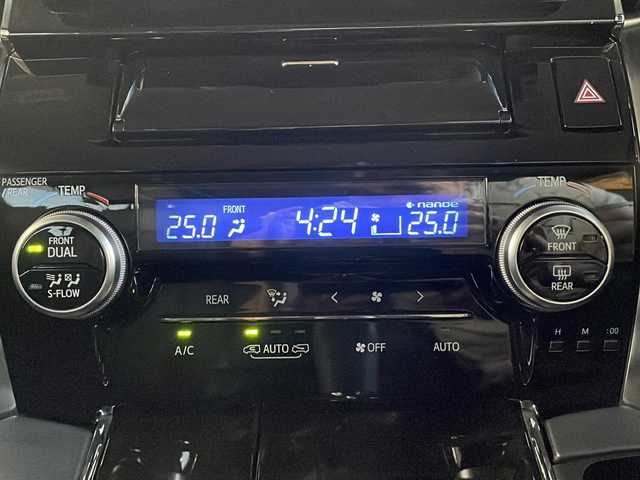 トヨタ ヴェルファイア ハイブリット ZR Gエディション 福島県 2015(平27)年 9.8万km ホワイトパールクリスタルシャイン １オーナー　純正ＳＤナビ(フルセグTV/BT/CD/DVD/AM/FM) バックカメラ　前方ドラレコ　クルコン　レザーシート　シートヒーター　パワーシート　フリップダウンモニター　キャプテンシート　オットマン　両側パワースライドドア　純正１７インチＡＷ　パワーバックドア スマートキー スペアキー 保証書 取扱説明書